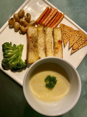 Cheese-Fondue-Cholas-By-WTF-Food-For-Thought-640x853